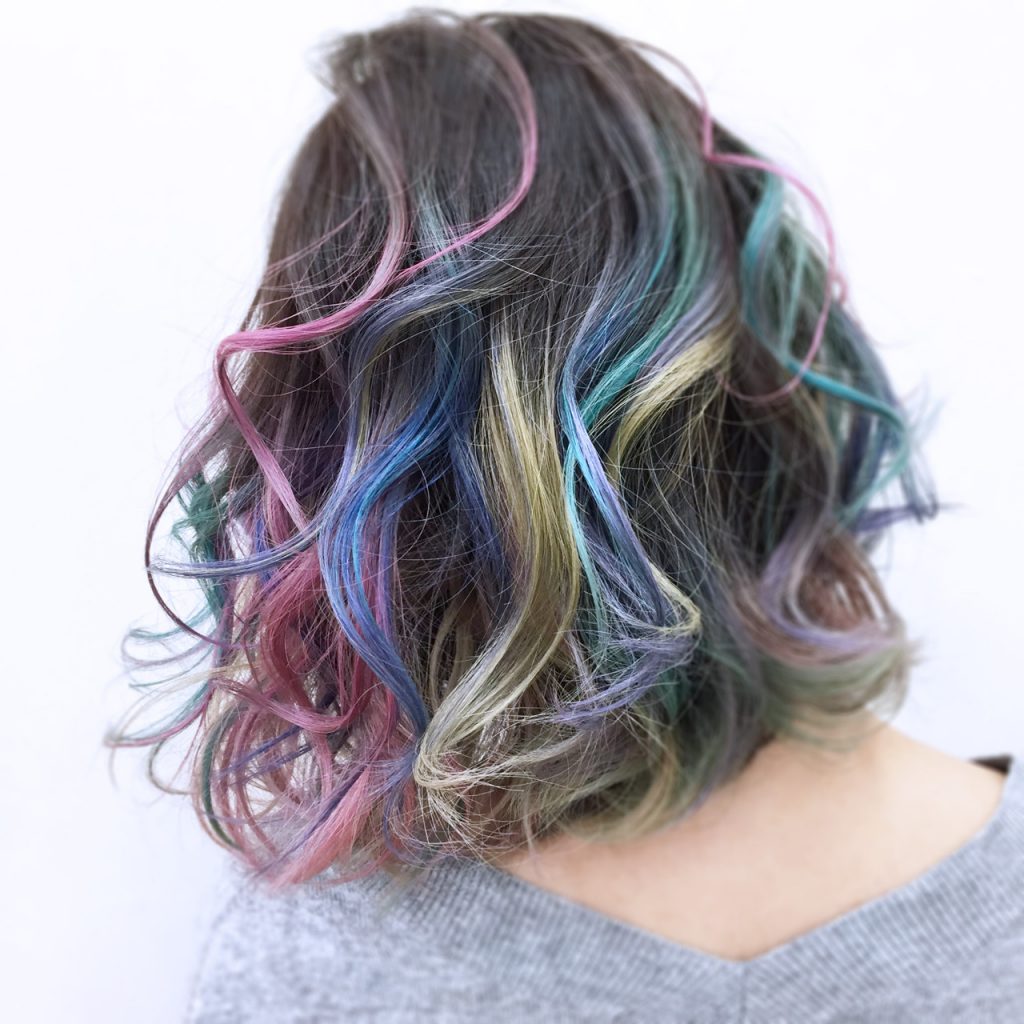 Цветные мелки для волос: меняй стиль каждый день