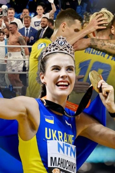  Доминация Усика и Магучих, возвращение Свитолиной, полуфинал молодежного Евро: достижения украинского спорта в 2023 году 