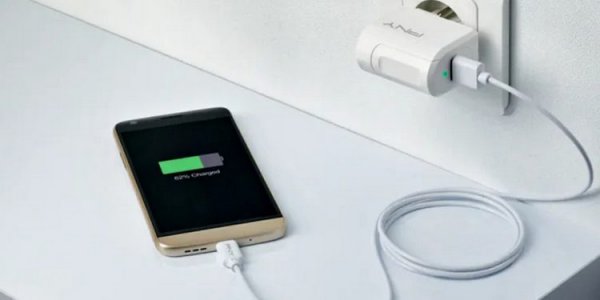 It will help save your smartphone's charge: experts suggested an unusual but effective 