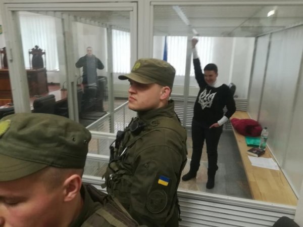 Савченко заявила отвод суду и хочет суд Господний 