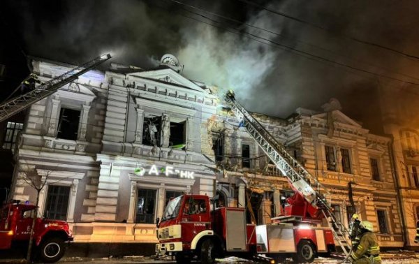  Ночная атака россиян по Харькову: появились фото последствий 