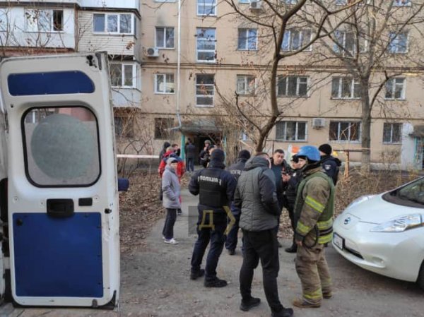 В Одессе мужчина взял в заложники женщину с ребенком, их удалось освободить