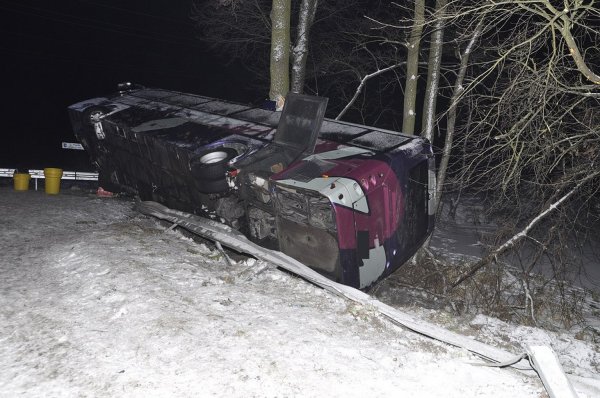 Night accident with a Ukrainian bus in Poland: local police provided details (photo)