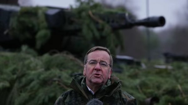Писториус назвал возможным нападение России на НАТО через 5-8 лет