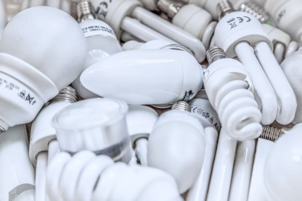 Ukrposhta continued the exchange of incandescent lamps for energy-saving ones 