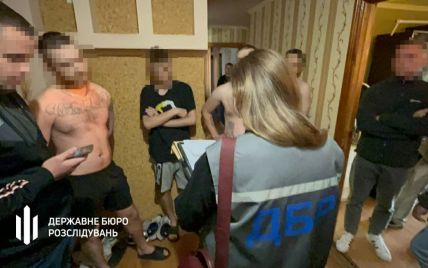 
Украли со счетов украинцев почти 1 млн грн: будут судить организаторов мошеннического кол-центра

