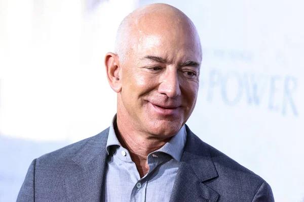 Bezos plans to sell up to 50 million Amazon shares 