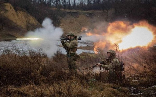 General Staff of the Armed Forces of Ukraine: Ukrainian soldiers repelled 22 attacks by Russians in the Avdeevsky and Novopavlovsky directions <>></b></b> >in the direction Ukrainian defenders repelled 22 attacks Russians in the areas of the settlements of Berdichi, Orlovka, Tonenkoye, Pervomaiskoye, Nevelskoye, Donetsk region. </p>
<p> According to the General Staff of the Armed Forces of Ukraine, our soldiers repulsed another 22 enemy attacks in <b>Novopavlovsk</b>. Here are the Defense Forces continue to hold the enemy in the areas of the settlements of Krasnohorivka, Georgievka, Pobeda, Novomikhailovka, Donetsk region.</p>
<p>In total, 73 military clashes occurred during the day. The enemy launched two missile and 79 air strikes, and carried out 90 attacks from multiple launch rocket systems on the positions of our troops and populated areas. </p>
<p>Defense force aviation carried out strikes on 10 areas where enemy personnel were concentrated. The air force shot down three Su-34 fighter-bombers. Units of the missile forces inflicted defeat on 2 areas of concentration of personnel, weapons and military equipment, 3 BM-21 Grad multiple launch rocket systems, 1 ammunition train, 1 enemy electronic warfare system.</p>
<p>The situation at the front as of 18.00 on February 29 is as follows:</p>
<ul>
<li>in the <b>Volyn</b> and <b>Polessk</b> directions the operational situation is without significant changes;</li>
<li>on <b>Seversky</b> and <b>Slobozhansky</b>The enemy carried out air strikes in the areas of Bologovka and Mitrofanovka settlements in the Kharkov region. More than 30 settlements were subjected to enemy artillery and mortar shelling, including Gorsk, Karpovichi, Chernigov region; Novaya Guta, Seredina-Buda, Druzhba, Fotovizh, Vorozhba, Sumy region; Two-year-old, Sinkovka, Petropavlovka, Ivanovka, Berestovo, Kharkov region;</li>
<li>on <b>Kupyansky</b>The defense forces repelled 2 enemy attacks in the areas of the settlements of Petropavlovka and Tabaevka, Kharkov region, where the enemy tried to dislodge our troops from their positions. The enemy launched an air strike near the village of Nadezhda, Lugansk region. More than 10 settlements came under artillery and mortar fire, including Dveletnaya, Sinkovka, Petropavlovka, Ivanovka, Berestovo in the Kharkov region;</li>
<li>on <b>Limansky</b> our fighters repulsed 11 enemy attacks in the areas settlements of Terny, Yampolevka in the Donetsk region and Belogorivka in the Luhansk region, where the enemy, with the support of aviation, tried to break through the defenses of the Ukrainian troops. More than 10 settlements were damaged by artillery and mortar shelling, including Nevskoye, Belogorovka in the Lugansk region and Terny, Torskoye, Serebryanka, Verkhnekamennoye, Spornoye, Razdolevka in the Donetsk region;</li>
<li>on <b>Bakhmutsky</b>repelled 2 enemy attacks in the areas of the settlements of Ivanovskoye and Kleshchievka, Donetsk region, where the enemy tried to improve their tactical position. The enemy carried out air strikes in the areas of the settlements of Verolubovka and Nikolaevka, Donetsk region. About 10 settlements came under artillery and mortar fire, including Vasyukivka, Bogdanovka, Chasov Yar, Ivanovskoye, Andreevka, New York, Donetsk region;</li>
<li>on <b>Avdeevsky</b>The enemy carried out air strikes in the areas of the settlements of Alexandropol, Novoaleksandrovka, Ocheretino, Novobakhmutovka, Solovyevo, Semenovka, Donetsk region. About 20 settlements were subjected to enemy artillery and mortar shelling, including Ocheretino, Volchye, Berdichi, Stepnoye, Orlovka in the Donetsk region;</li>
<li>on <b>Novopavlovsk</b>The enemy carried out air strikes in the areas of the settlements of Konstantinovka, Vodyanoye, Urozhainoye, Staromayorskoye in the Donetsk region, and Novodarovka in the Zaporozhye region. More than 20 settlements came under artillery and mortar fire from the invaders, among them Maksimilianovka, Georgievka, Novomikhailovka, Konstantinovka, Blagodatnoye, Staromayorskoye, Rovnopol, Donetsk region;</li>
<li>at <b>Orikhovsky</b> they repulsed an attack in the Robotinoye area Zaporozhye region. The enemy carried out air strikes in the areas of the settlements of Levadne, Malaya Tokmachka, Robotino, Novodanilovka, Yurkovka, Zaporozhye region. About 20 settlements were subjected to artillery and mortar shelling, including Levadne, Poltavka, Gulyaypole, Malaya Tokmachka, Novoandreevka, Stepnoe in the Zaporozhye region;</li>
<li>in the area of ​​responsibility of the OVSU “Odessa” in <b>Kherson</b> direction, the enemy does not abandon the intention to dislodge our units from the bridgeheads on the left bank of the Dnieper. So, during the day there were 4 attempts to storm the positions of our troops. About 10 settlements were subjected to artillery and mortar shelling. Among them are Kherson and Mikhailovka, Berislav, Ponyatovka, Ingulets of the Kherson region. </li>
</ul>
<p><!--noindex--></p>
<p><a rel=
