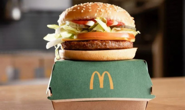 McDonald's for the first time in 4 years record decline in sales 