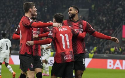 
"Милан" одержал разгромную победу в первом матче плей-офф Лиги Европы (видео)

