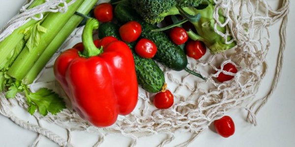 Avoid spring vitamin deficiency will be more difficult: in Ukraine, prices for cucumbers, tomatoes and peppers have risen noticeably