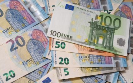 
Курс валют на 5 февраля: сколько будут стоить доллар, евро и злотый
