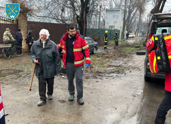 As a result attacks on Odessa killed 16 people, 73 were injured (updated)First aid to victims of shelling in Odessa </p></img>
<p><p><img decoding=