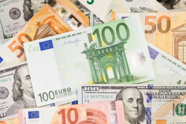 Rate currencies on the evening of March 14: the dollar and euro on the interbank market fell sharply 