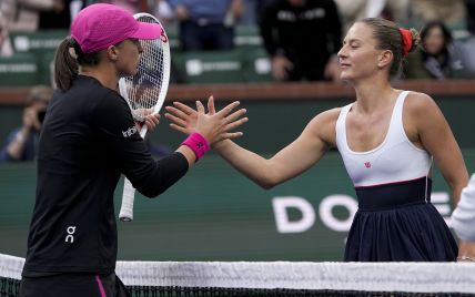  Kostyuk lost devastatingly to the world's first racket and failed to reach the final of the tournament in Indian Wells 