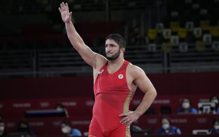  The IOC did not allow the two-time Olympic champion from Russia to participate in the qualifying tournament for the 2024 Olympic Games 