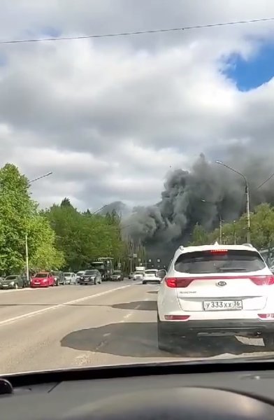In the morning in Voronezh a machine-building plant was burning, footage of a large-scale fire was shown on the Internet