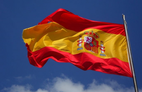 Spain will cancel golden visas for foreign real estate investors