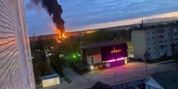 Drones attacked the Russian Federation at night, fires broke out at oil refineries in the Smolensk and Voronezh regions