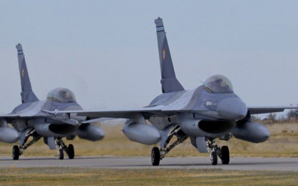 Ukrainian pilots in France began preparations for training on F-16 fighters, - media 