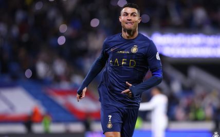  Pushed an opponent and swung at the referee: Ronaldo earned a sending off in Saudi Arabia (video) 