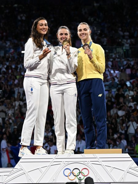  Ukraine's first medal at the 2024 Games in Paris: striking photos of Harlan from the Olympic podium 