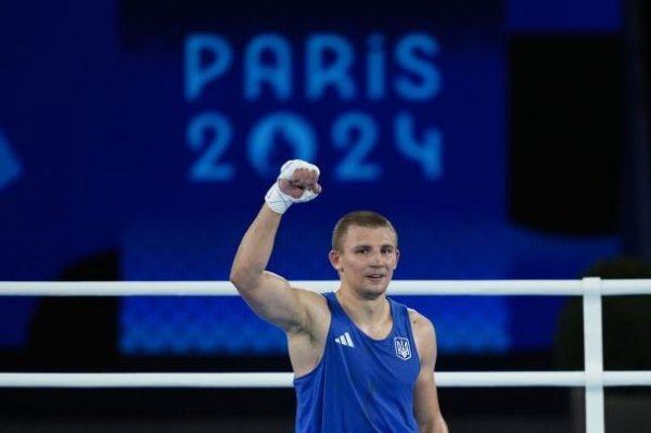  Third gold medal for Ukraine: Spectacular photos of Khyzhnyak's triumphant fight in the 2024 Olympics final 