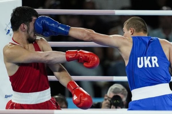  Third gold medal for Ukraine: spectacular photos of Khiznyak's triumphant fight in the 2024 Olympics final 