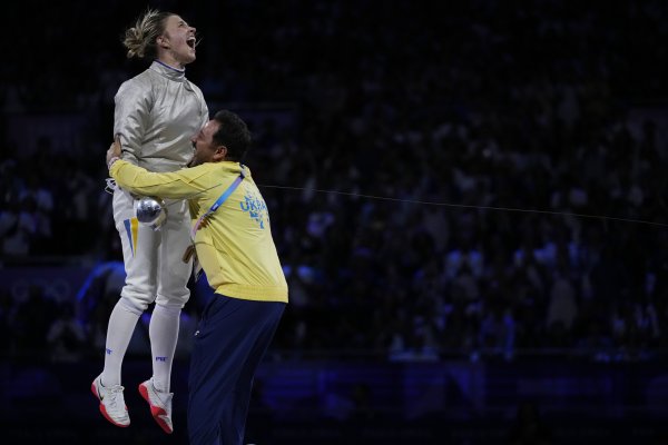  Crazy joy: the most striking photos of Ukrainian sabre fencers after winning gold at the 2024 Olympics 