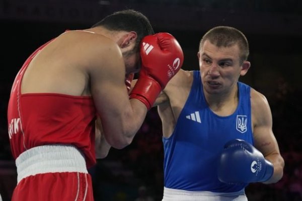  Third gold medal for Ukraine: Spectacular photos of Khizhnyak's triumphant fight in the 2024 Olympic final 