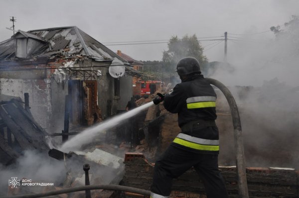 The State Emergency Service demonstrated the consequences of the strike by the Shahed missiles on Kropyvnytskyi (PHOTOS)