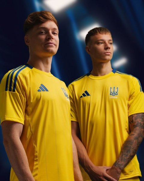  Ukraine national football team presented a new uniform before the October matches of the League of Nations: bright photos 