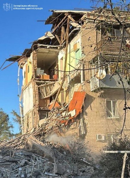 Occupiers carried out 5 airstrikes on Zaporizhia, Fedorov reported destruction and wounded (PHOTOS)