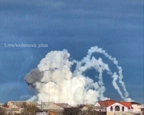 Explosions thundered in Crimea, head of the Central Control Center reported a possible defeat of the occupiers' S-400