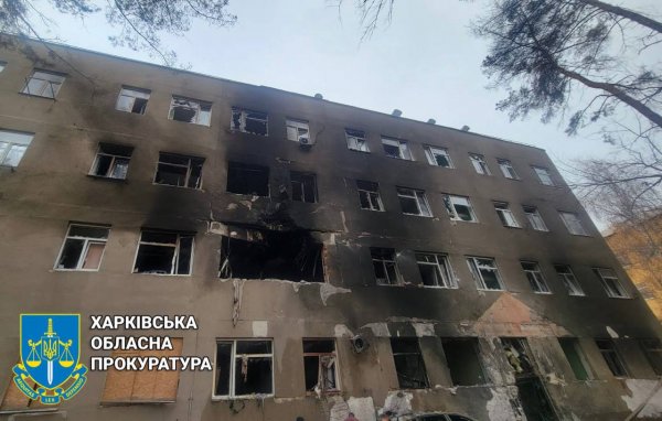 Strike on Chuguev community in Kharkiv region: 5 people injured, including a child Consequences of shelling of Kharkiv region on November 10, 2024 </p>
<p>A man and a woman were also injured, whose house came under fire.</p>
<p>Among the wounded are a 17-year-old girl and a 10-year-old boy.</p>
<p>It is known that at about 00:37 on Sunday night, as a result of falling debris from an enemy a four-story entrance of a residential building was damaged by a drone in the community. Three cars were on fire.</p>
<p>“The glazing of the windows of a residential building and five more cars were damaged,” the head of the OVA reported.</p>
<ul>
<li>On the evening of November 9, the enemy struck with a KAB in the Slobodsky district of Kharkov. </li>
</ul>
<p><!--noindex--></p>
<p><a rel=