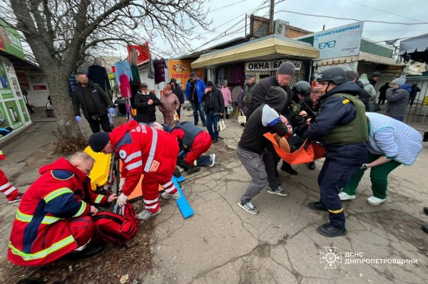 Six people injured in Russian attack on Nikopol market (updated)> Russia hits market </p>
<ul>
<li>On the night of December 26, Russians twice shelled Nikopol in Dnipropetrovsk region with heavy artillery.</li>
</ul>
<p><!--noindex--></p>
<p><a rel=