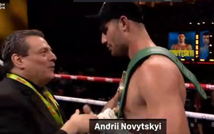  Ukrainian Novitsky wins undercard of Usyk & Fury rematch (video) 