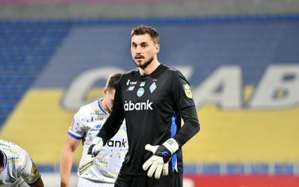  Dynamo and Ukraine national team goalkeeper arrives in Riyadh, completes transfer to Saudi Arabian club 