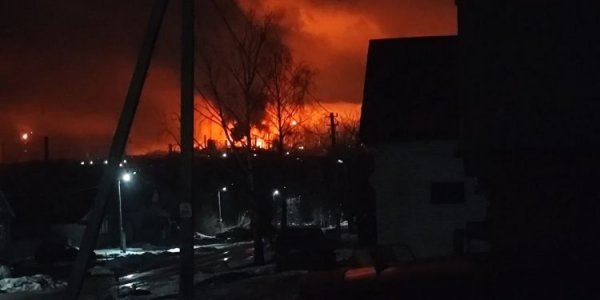 At night, an oil depot in Kstovo in the Nizhny Novgorod region was hit by GUR drones - media