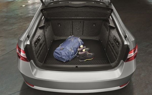 Car trunk organizer: what can be stored in it and what types are there