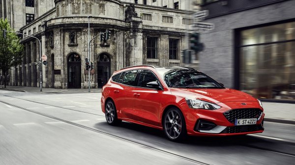 Ford discontinues Focus model, no replacement: reason named