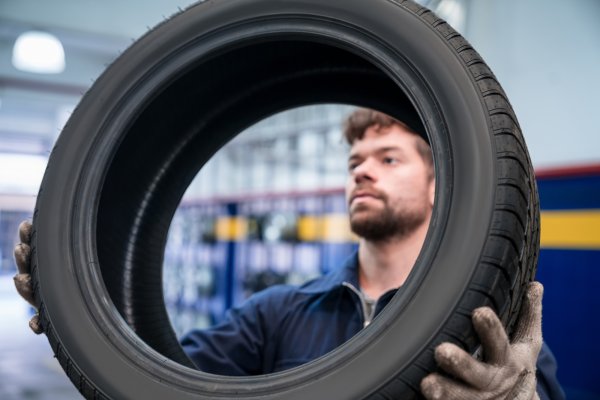 Changing winter tires on your car: why it’s better not to rush in spring