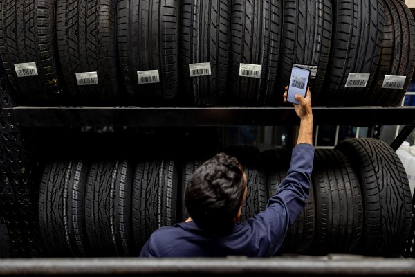 Spring tire change on a car: how not to be deceived at a tire shop