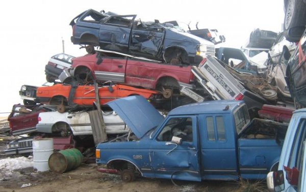 Where Do Abandoned Cars Come From: The History of Car Graveyards