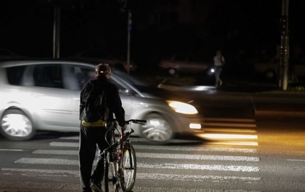 How not to hit a pedestrian: TOP 5 rules for driving through crossings by car