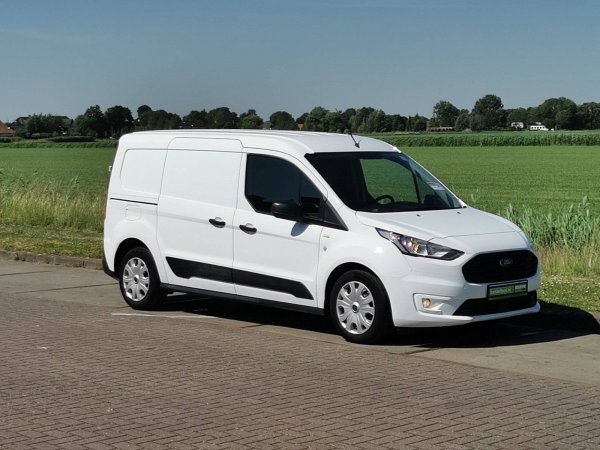 Roomy and economical: TOP-5 compact used vans of the Ukrainian market