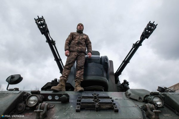 Hundreds of "shahids" every night. How Russia is depleting its air defenses and what will happen if US aid stops