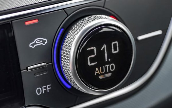 Warmth in the car in any weather: how to choose an additional heater