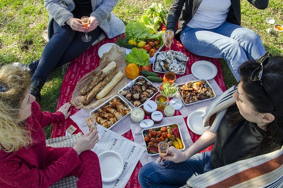Find out when and how May holidays 2025 are celebrated in Ukraine. Holiday calendar, travel ideas, tips, and traditions.
