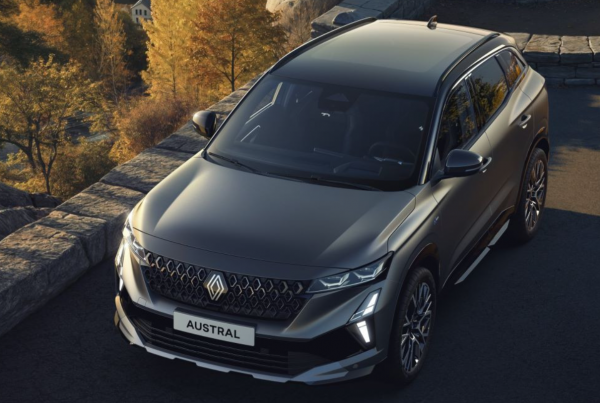 Renault Austral crossover updated: engines and new options named